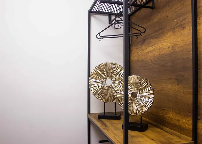 Bllok Spot - Тирана